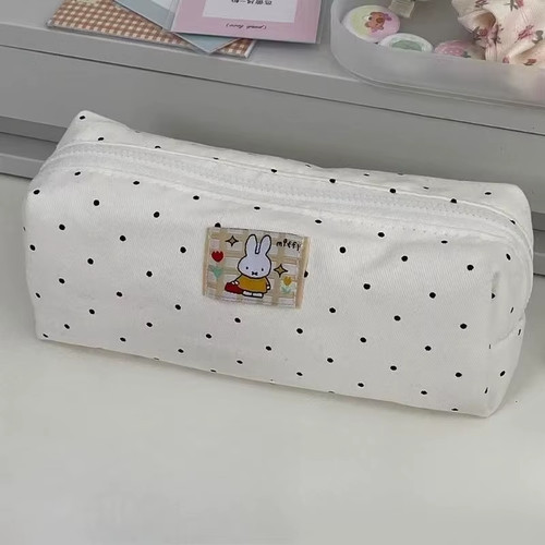 Pencil case high color - pencil, value